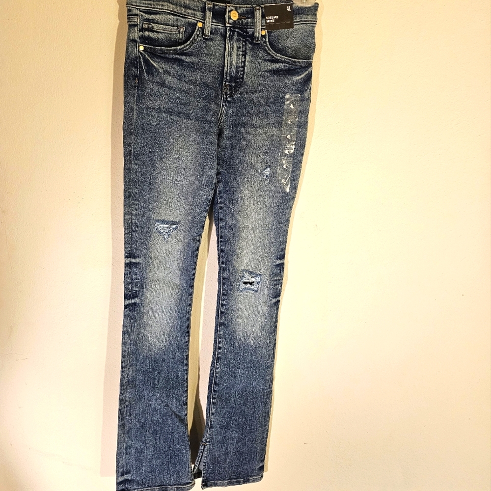 Express Skyscraper Mid Rise Jeans NWT